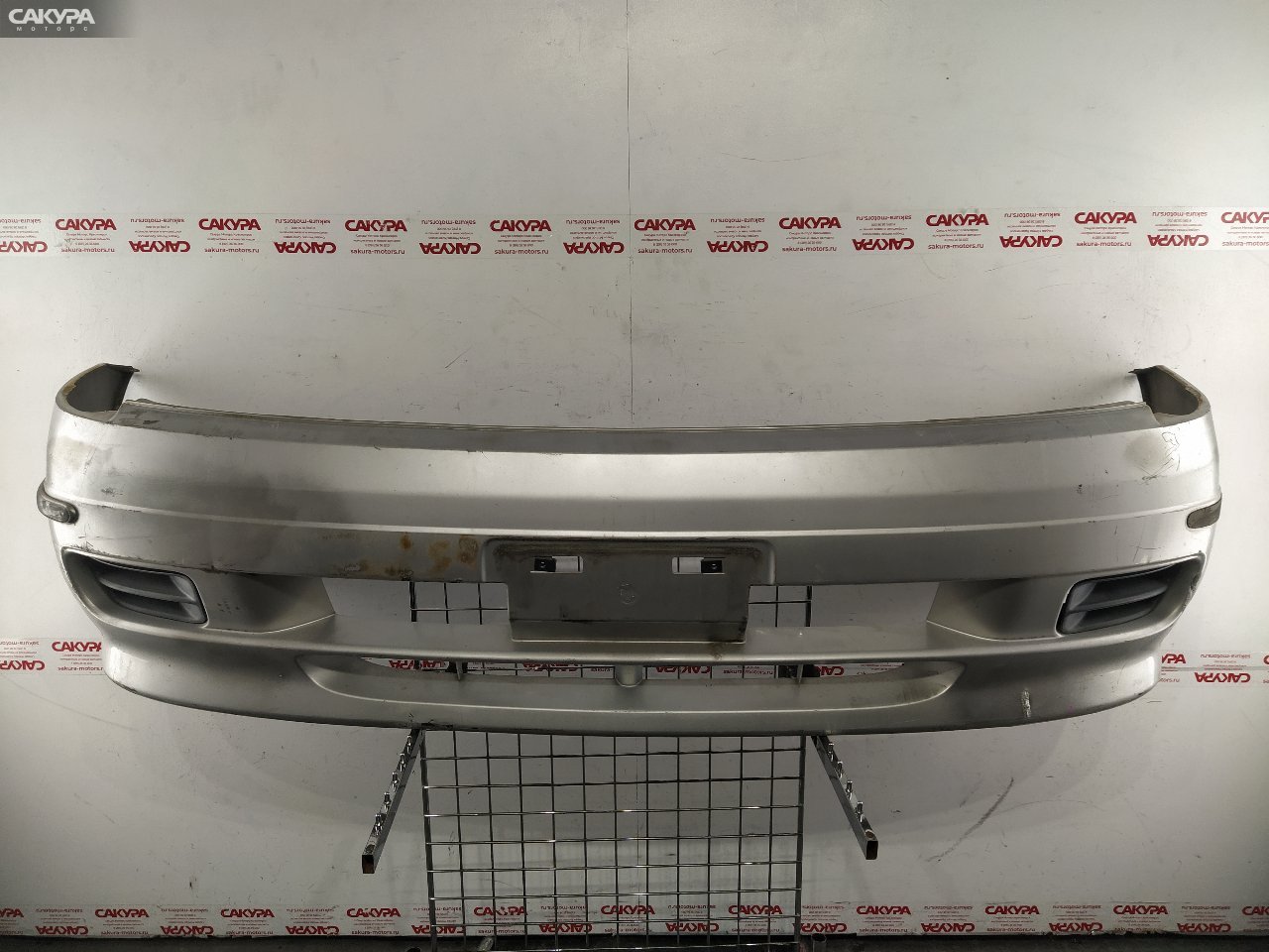 Бампер передний Nissan Serena PC24 SR20DE U2U1A4: купить в Сакура Красноярск.
