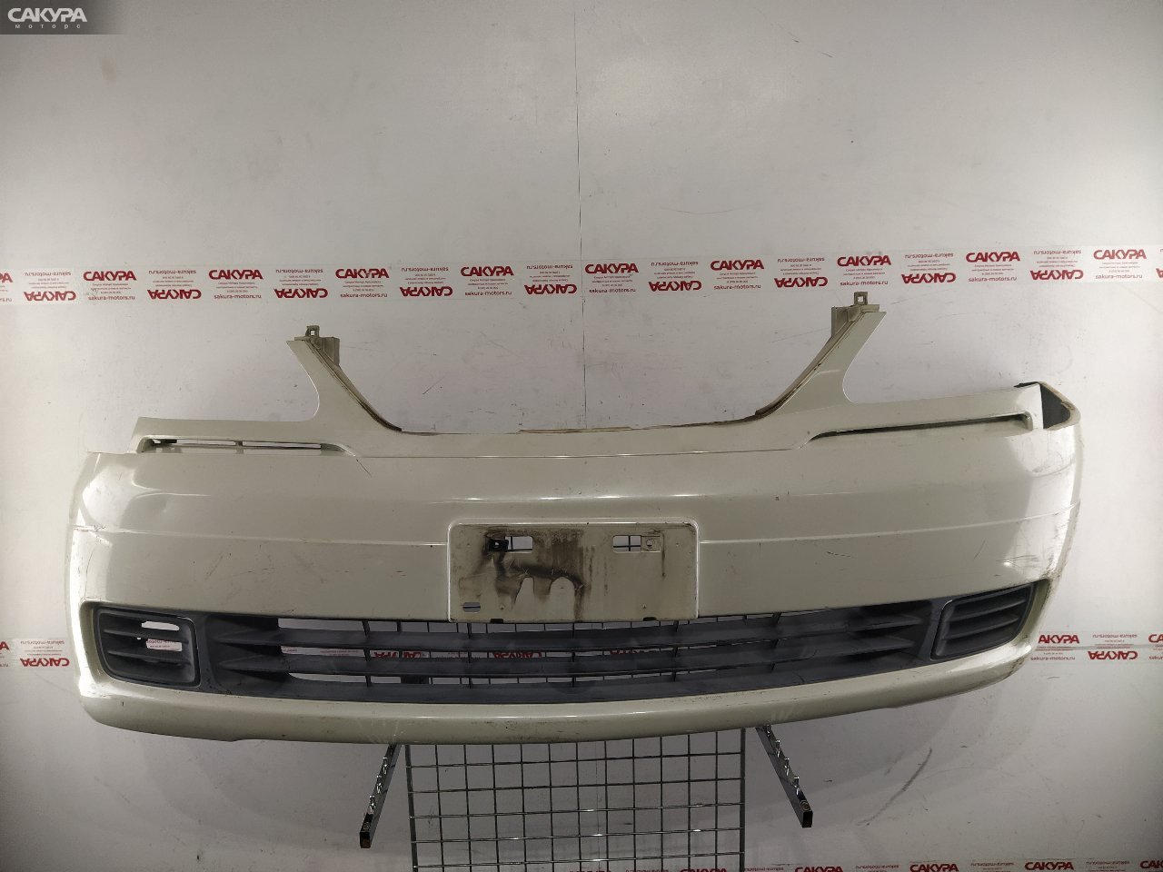 Бампер передний Nissan Serena TC24 QR20DE: купить в Сакура Красноярск.