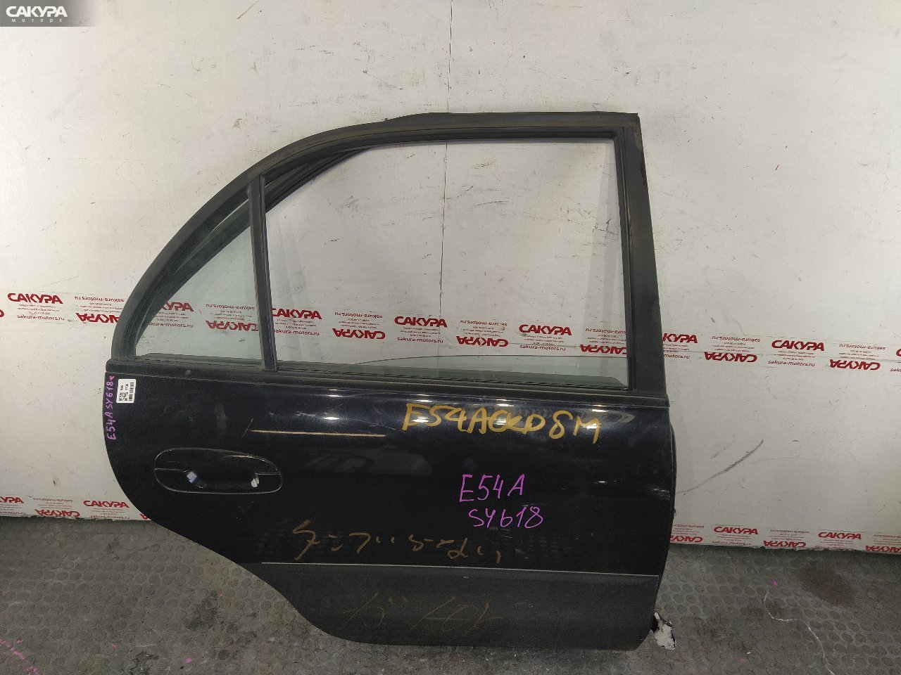 Дверь боковая задняя правая Mitsubishi Galant E54A 6A12: купить в Сакура Красноярск.