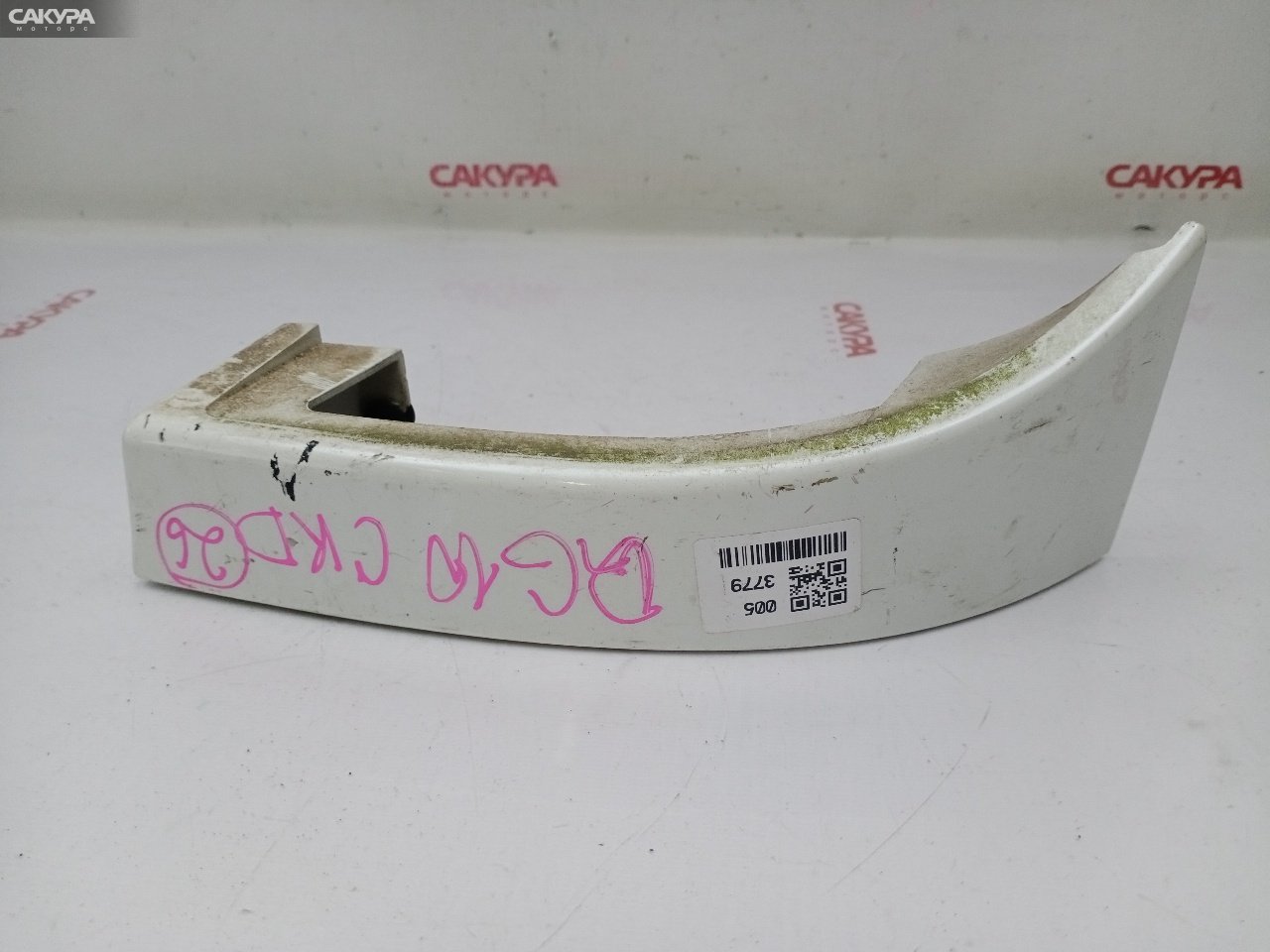Планка под фонарь правая Nissan Bluebird Sylphy QG10 QG18DE: купить в Сакура Красноярск.
