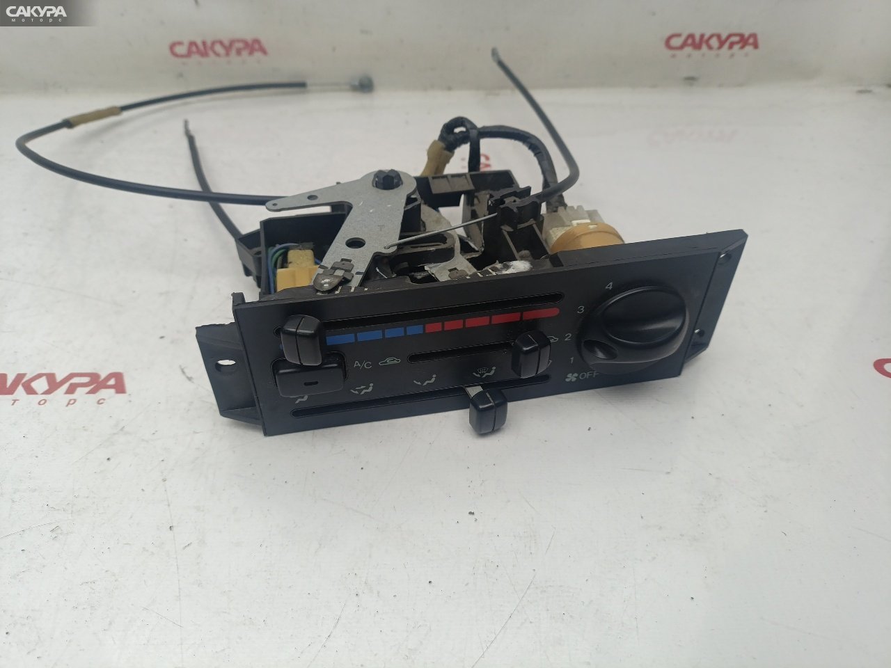 Блок управления климат-контролем Mazda Demio DW3W B3-ME: купить в Сакура Красноярск.