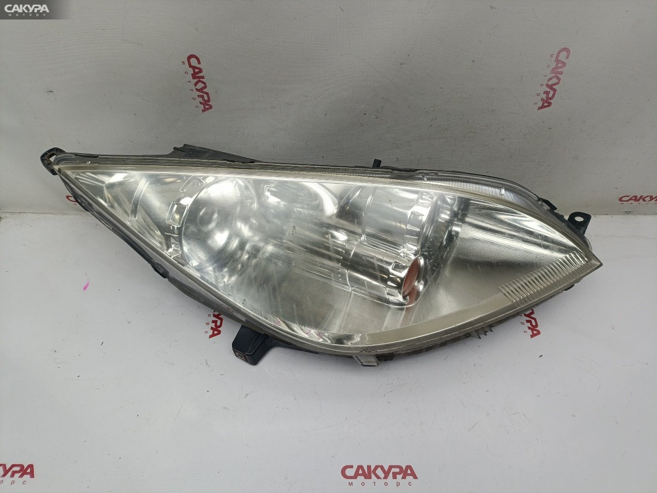 Фара правая Mitsubishi Colt Z25A 4G19 P2970: купить в Сакура Красноярск.