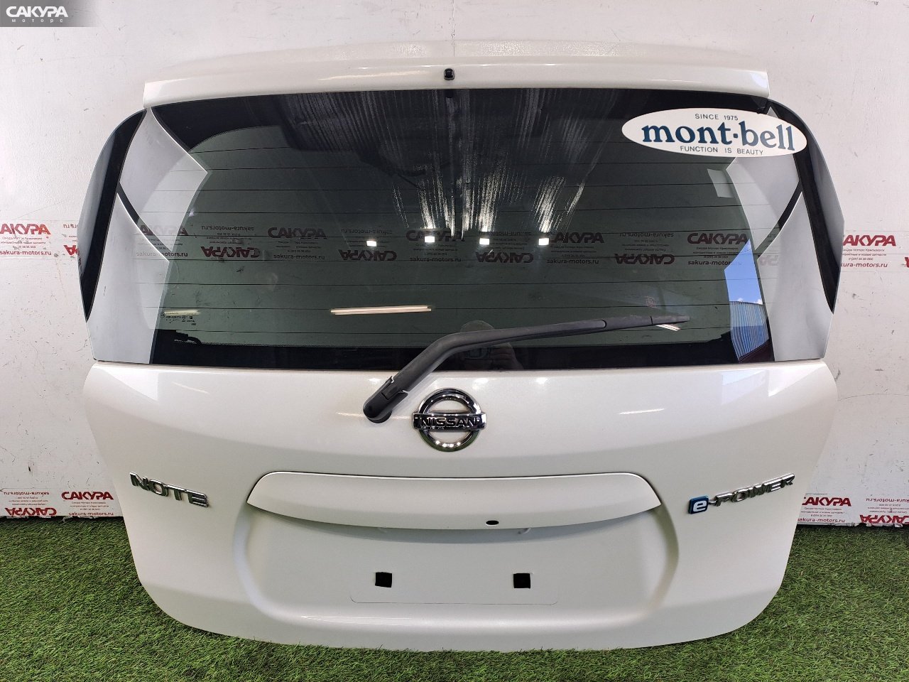 Дверь багажника Nissan Note HE12 HR12DE: купить в Сакура Красноярск.