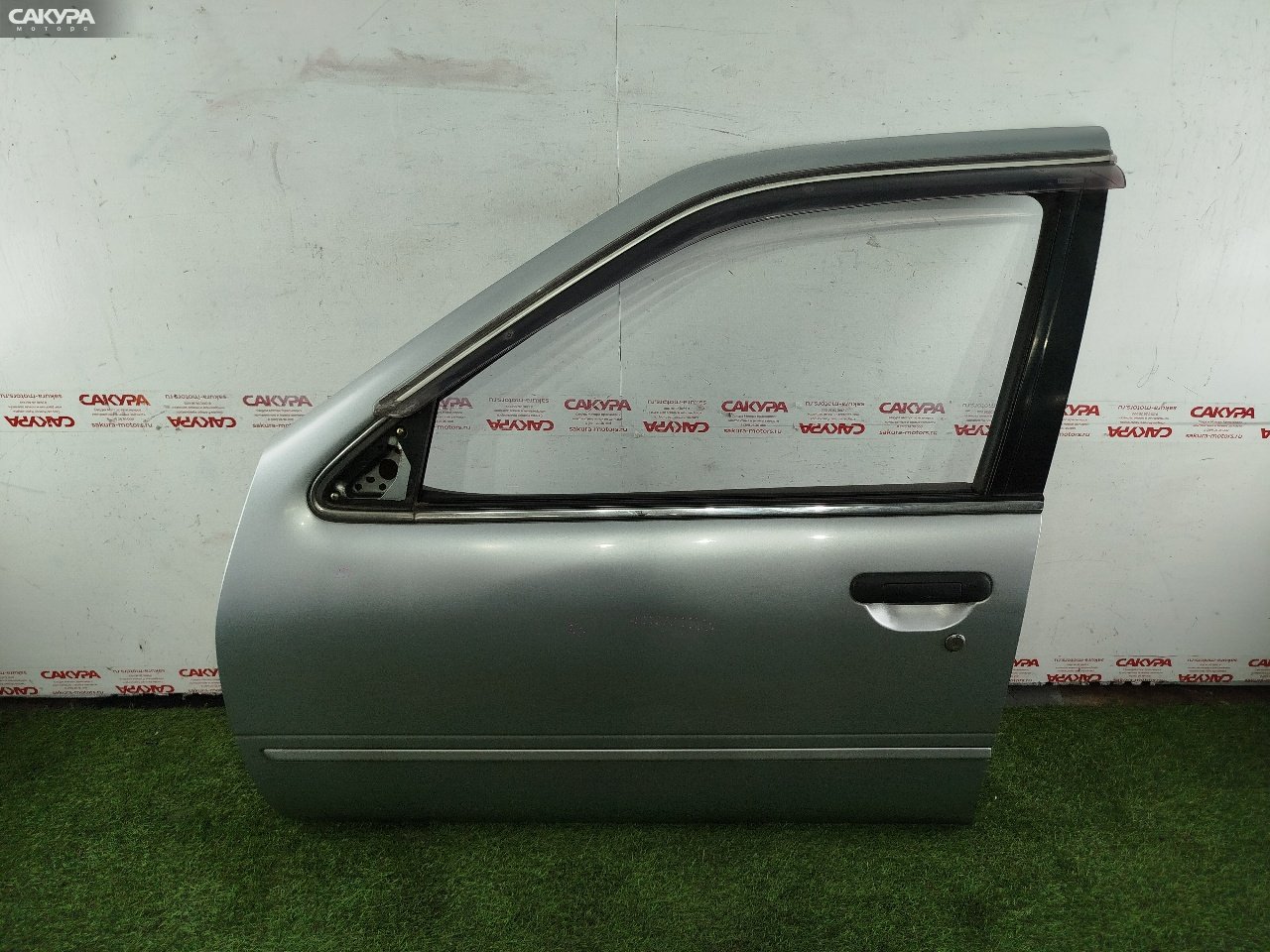 Дверь боковая передняя левая Nissan Sunny FB14 GA15DE: купить в Сакура Красноярск.