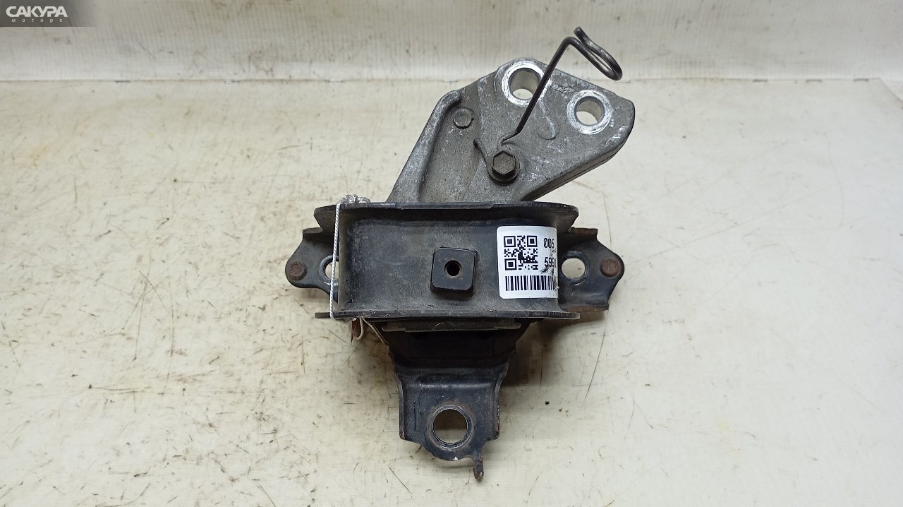 Подушка двигателя правая Toyota Platz SCP11 1SZ-FE: купить в Сакура Красноярск.
