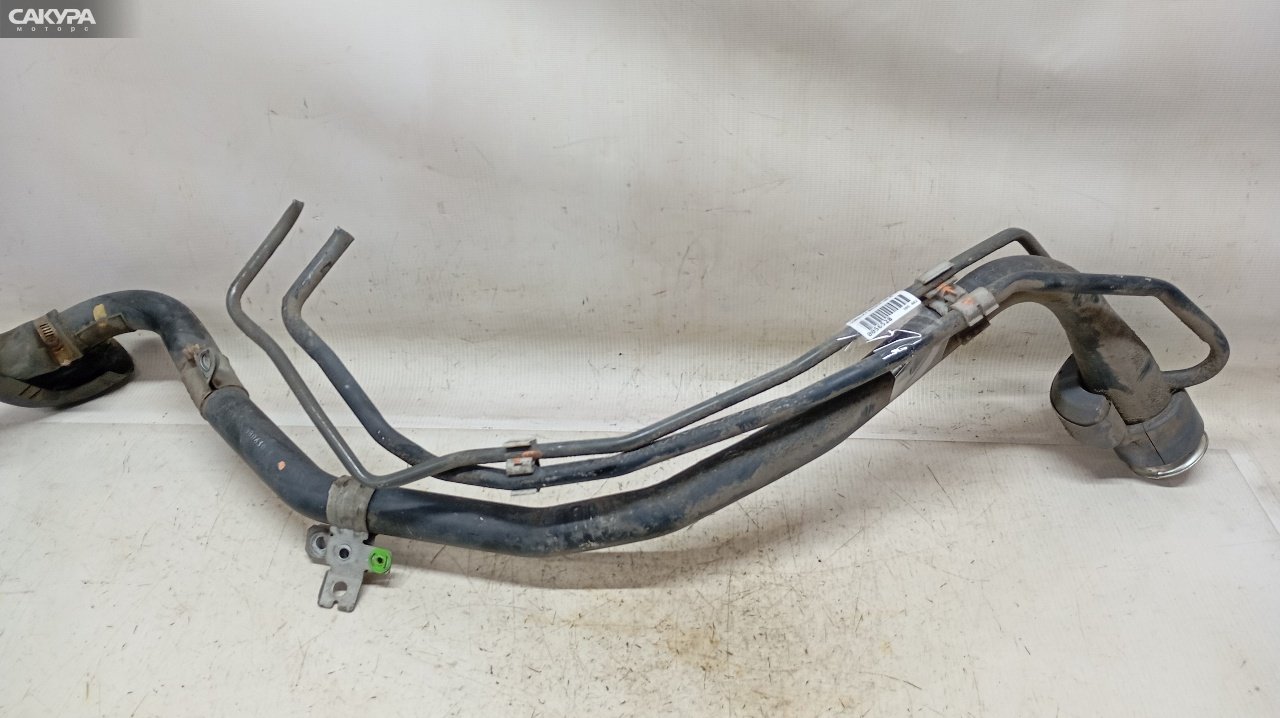 Горловина топливного бака Toyota Corolla Fielder NZE141G 1NZ-FE: купить в Сакура Красноярск.