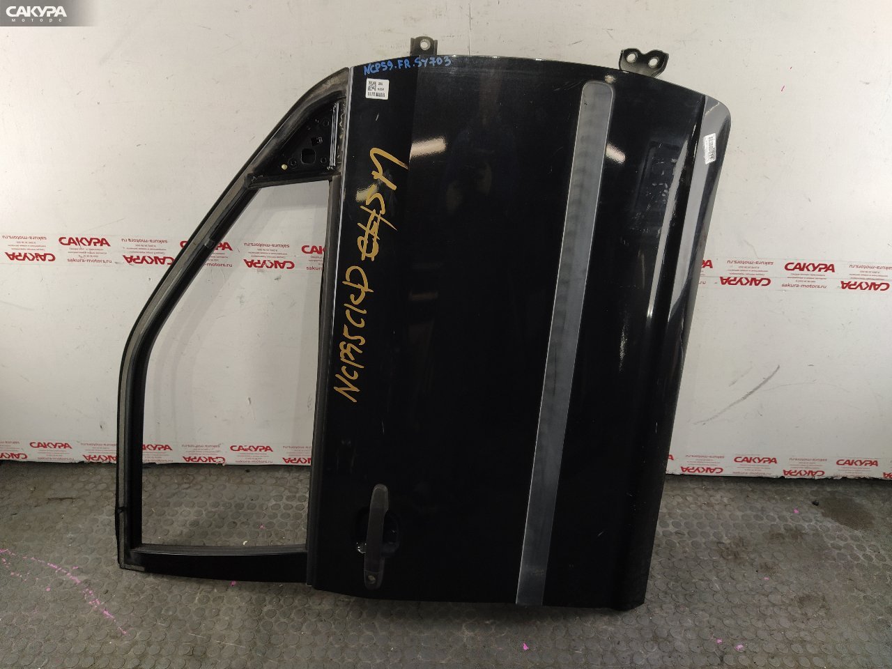 Дверь боковая передняя правая Toyota Probox NCP59G 1NZ-FE: купить в Сакура Красноярск.