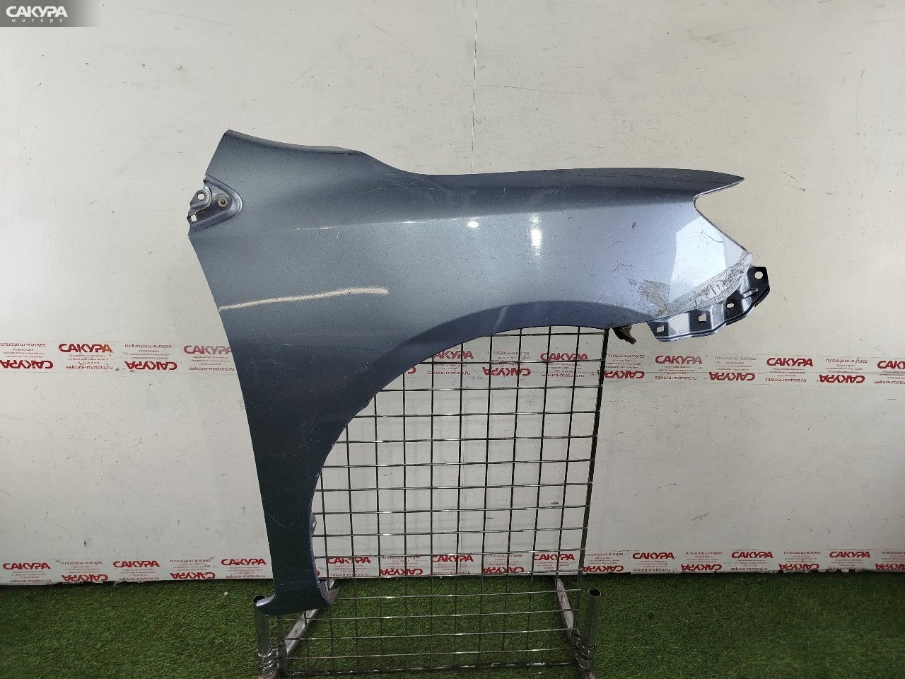 Крыло переднее правое Toyota Corolla Fielder NZE141G 1NZ-FE: купить в Сакура Красноярск.