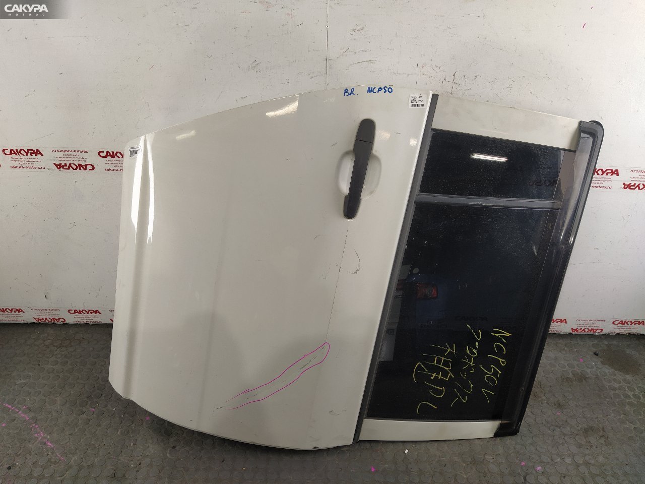 Дверь боковая задняя правая Toyota Probox NCP50V 2NZ-FE: купить в Сакура Красноярск.