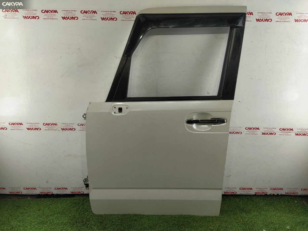 Дверь боковая передняя левая Honda N-BOX CUSTOM JF1 S07A: купить в Сакура Красноярск.