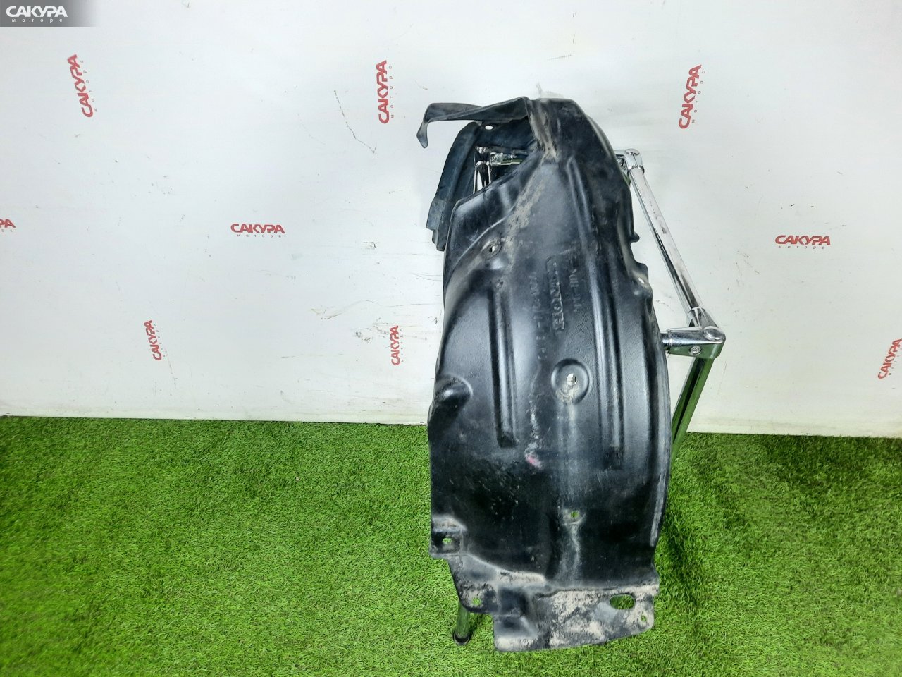 Подкрылок передний левый Honda N-BOX CUSTOM JF1 S07A: купить в Сакура Красноярск.