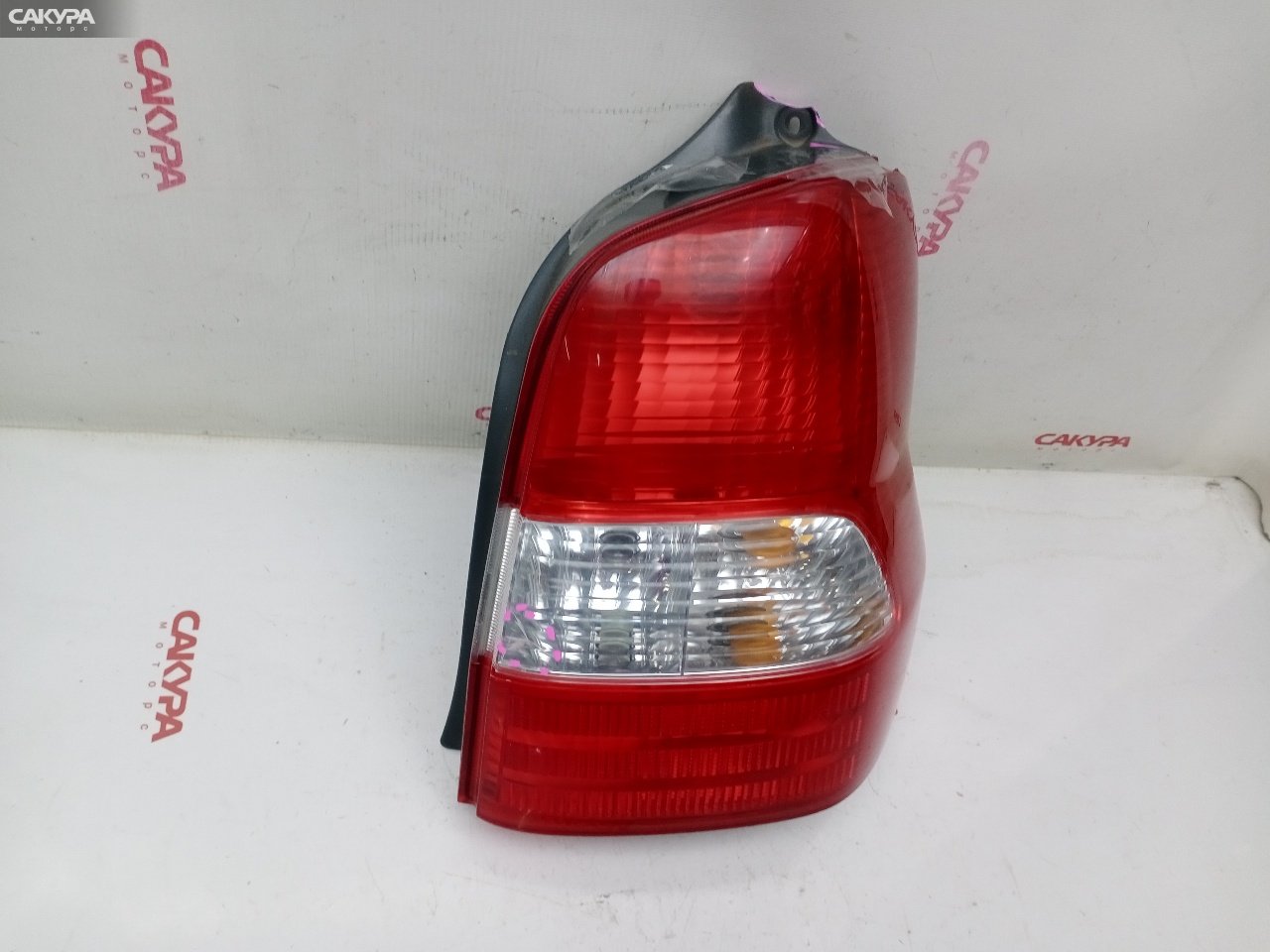 Фонарь стоп-сигнала правый Mazda Demio DW5W B5-E 4902: купить в Сакура Красноярск.