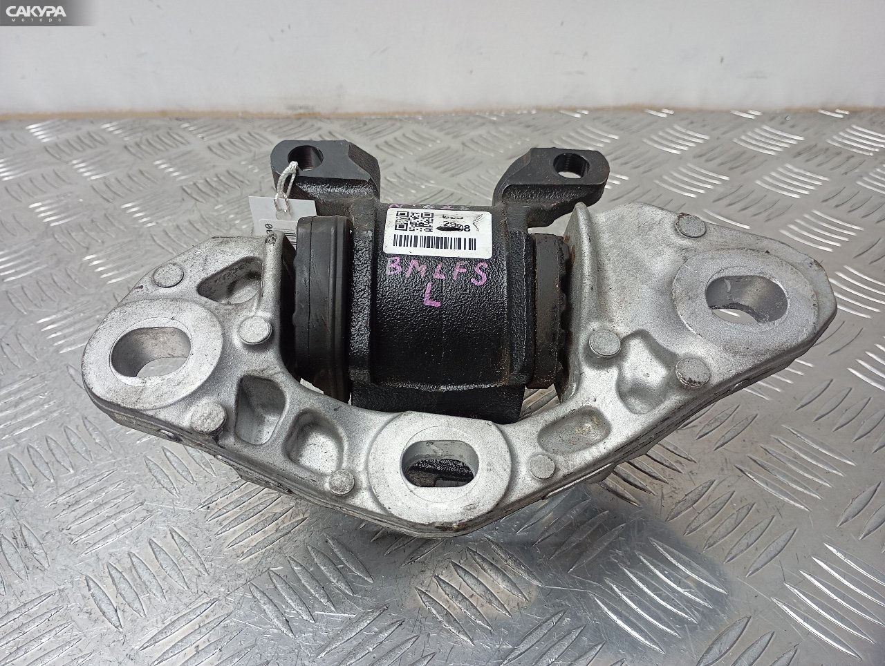 Подушка двигателя левая Mazda Axela BMLFS S5-DPTS: купить в Сакура Красноярск.