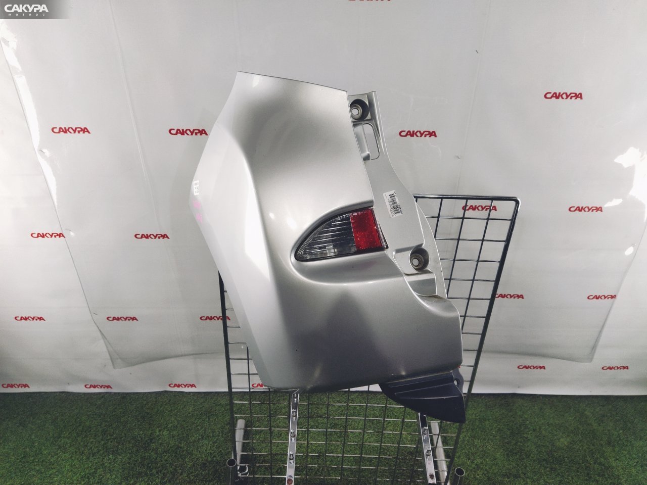 Бампер задний Toyota Ractis NCP122 1NZ-FE: купить в Сакура Красноярск.