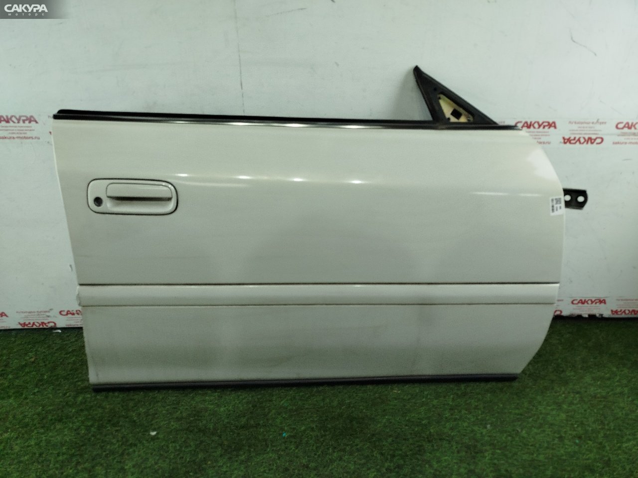 Дверь боковая передняя правая Toyota Chaser GX100 1G-FE: купить в Сакура Красноярск.