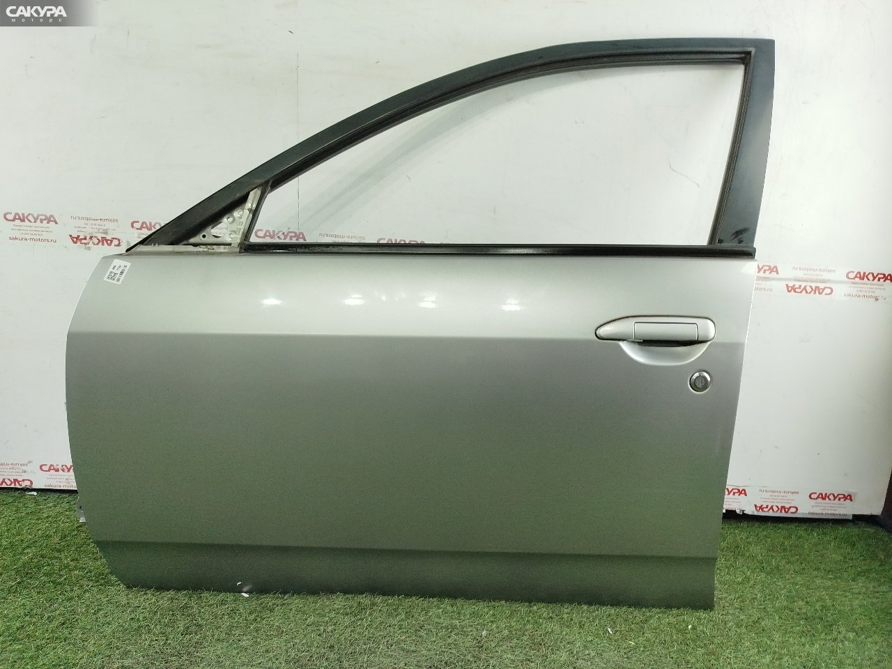 Дверь боковая передняя левая Nissan Wingroad WFY11 QG15DE: купить в Сакура Красноярск.