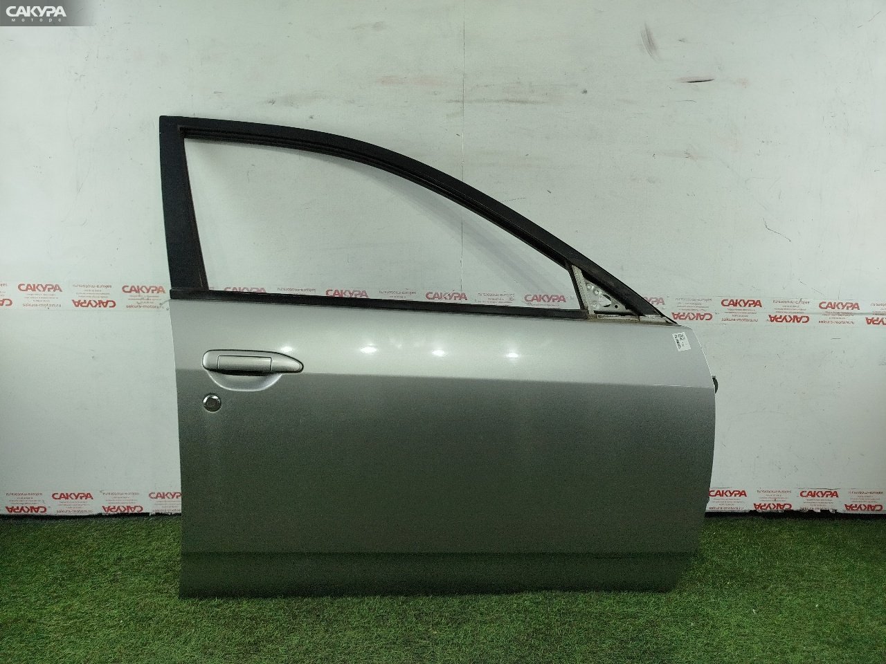 Дверь боковая передняя правая Nissan Wingroad WFY11 QG15DE: купить в Сакура Красноярск.