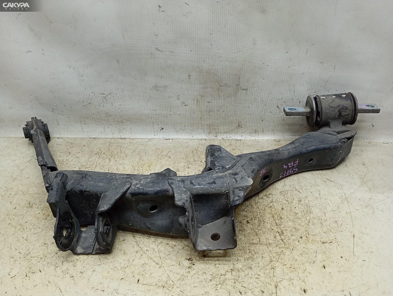 Рычаг подвески нижний задний правый Honda Jade FR4 LEB: купить в Сакура Красноярск.