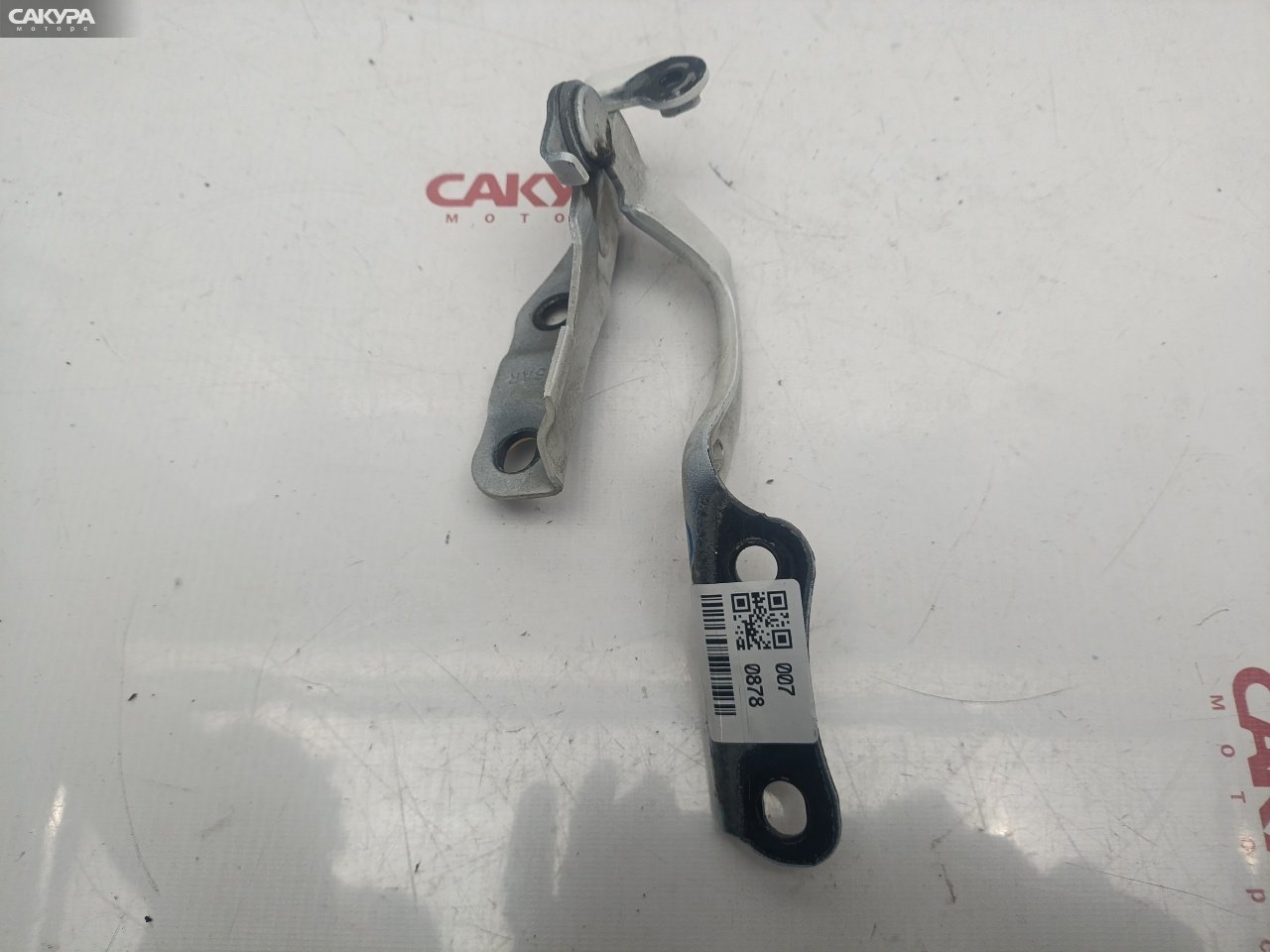 Кронштейн капота правый Lexus CT200H ZWA10 2ZR-FXE: купить в Сакура Красноярск.