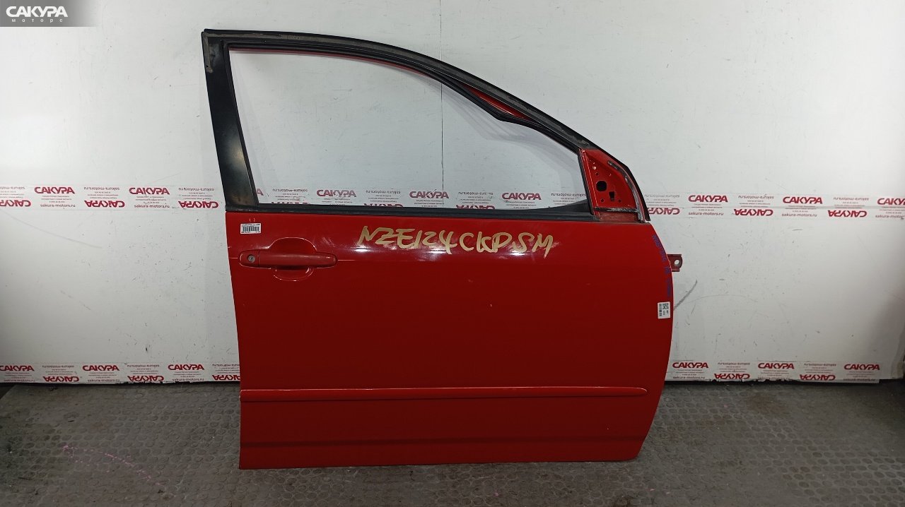 Дверь боковая передняя правая Toyota Corolla Fielder NZE124G 1NZ-FE: купить в Сакура Красноярск.