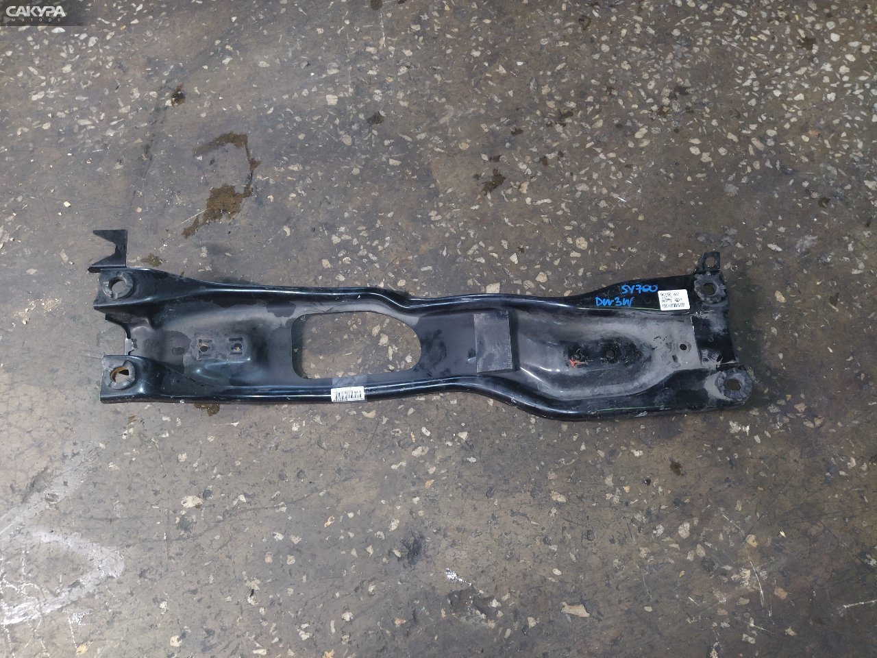 Балка продольная передняя Mazda Demio DW3W B3E: купить в Сакура Красноярск.