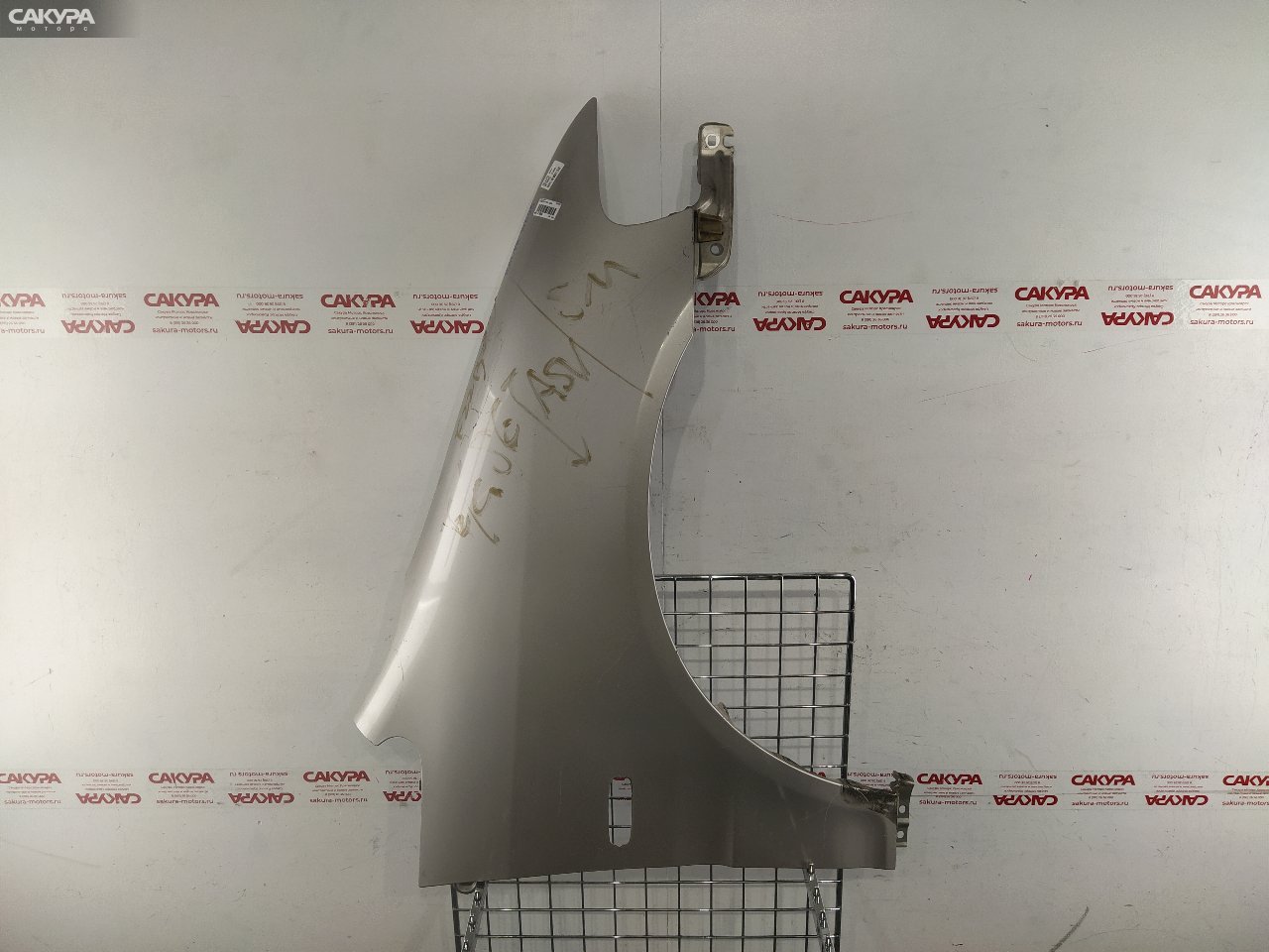 Крыло переднее правое Honda Odyssey RA1 F22B: купить в Сакура Красноярск.