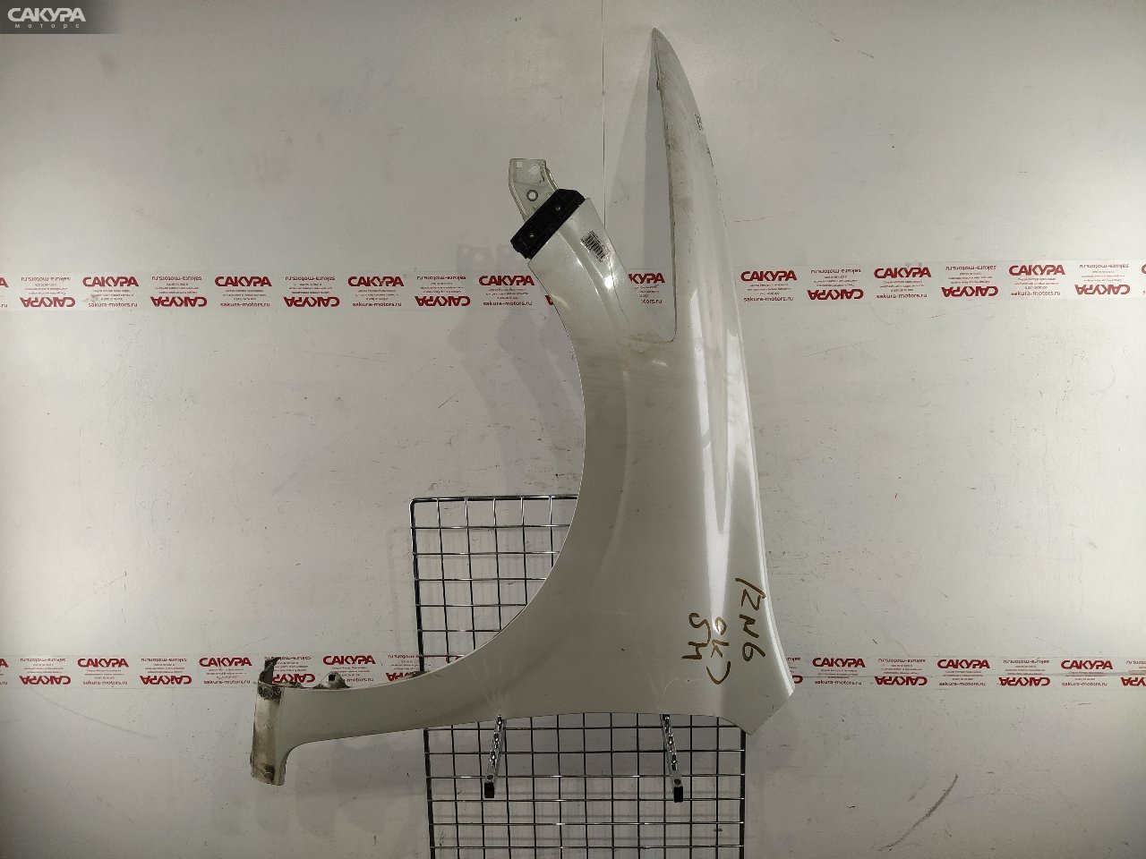 Крыло переднее левое Honda Stream RN6 R18A: купить в Сакура Красноярск.