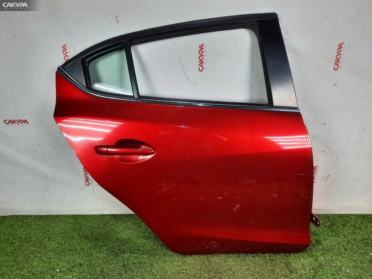 Дверь боковая задняя правая Mazda Axela BM6FJ Z6-VE: купить в Сакура Красноярск.