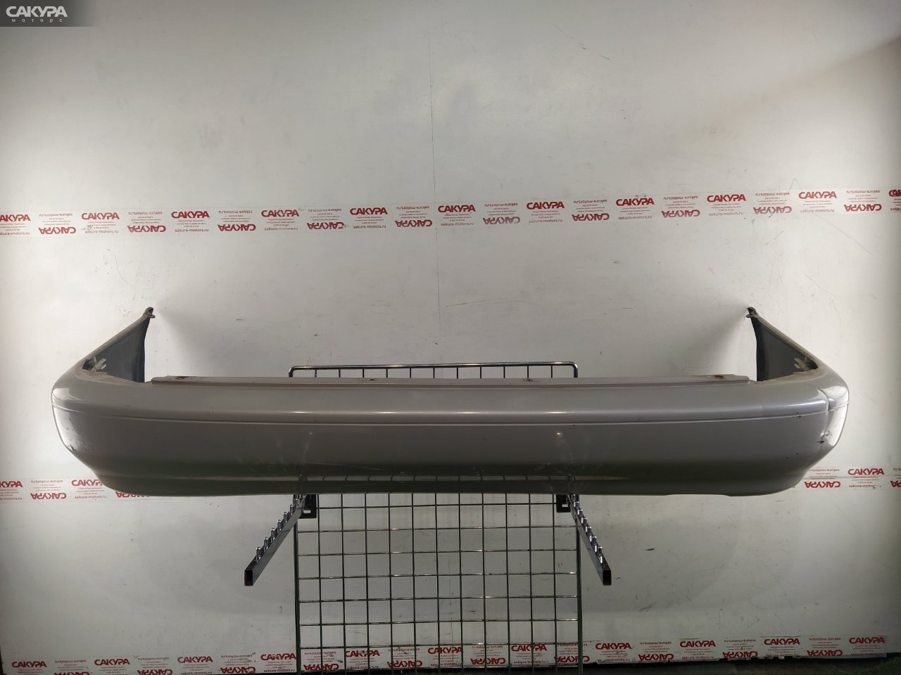 Бампер задний Toyota Corolla AE110 5A-FE U2A4: купить в Сакура Красноярск.