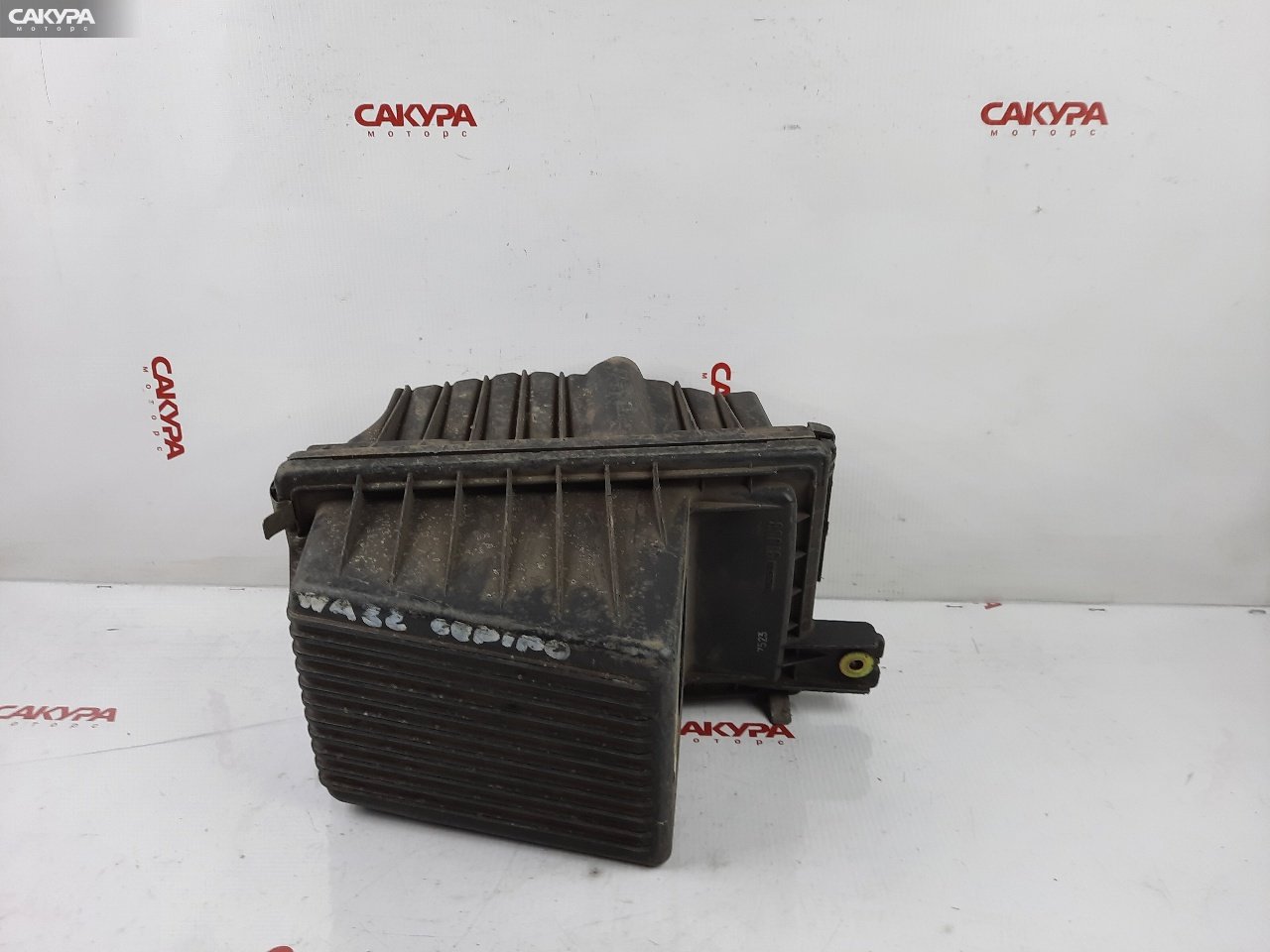 Корпус воздушного фильтра Nissan Cefiro A32 VQ20DE: купить в Сакура Красноярск.