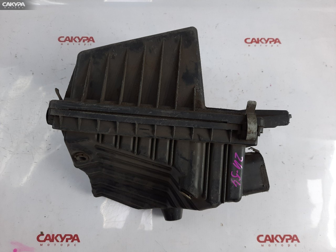 Корпус воздушного фильтра Nissan Cefiro A32: купить в Сакура Красноярск.