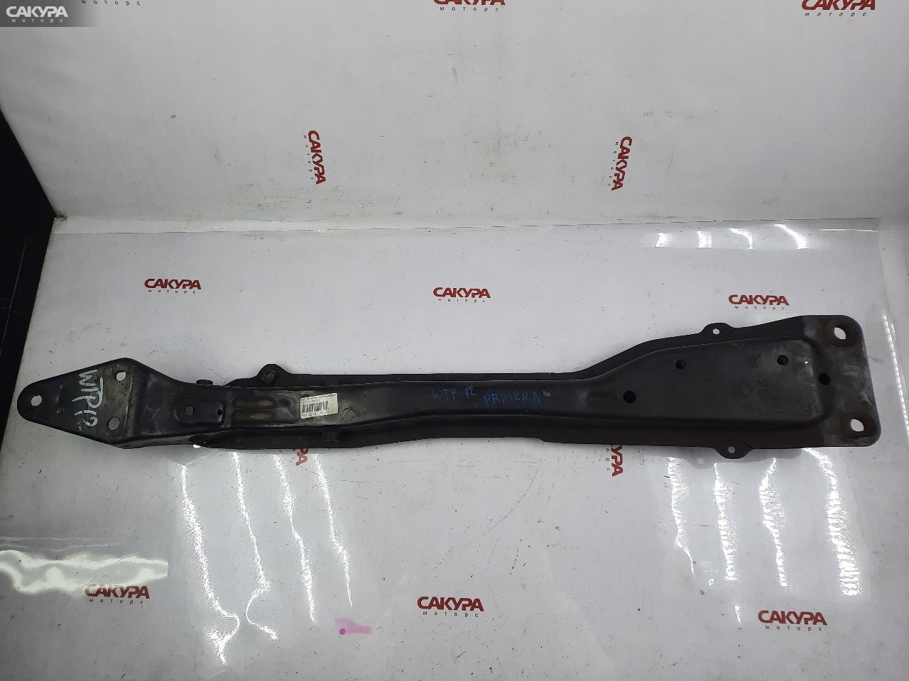 Балка продольная передняя Nissan Primera TP12 QR20DE: купить в Сакура Красноярск.