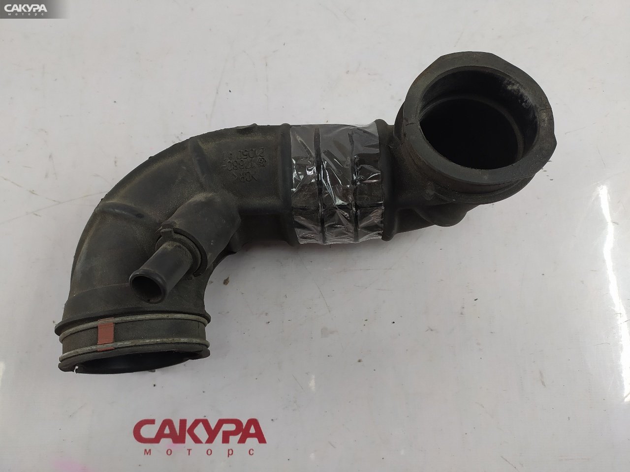 Патрубок Toyota Porte NNP10 2NZ-FE: купить в Сакура Красноярск.