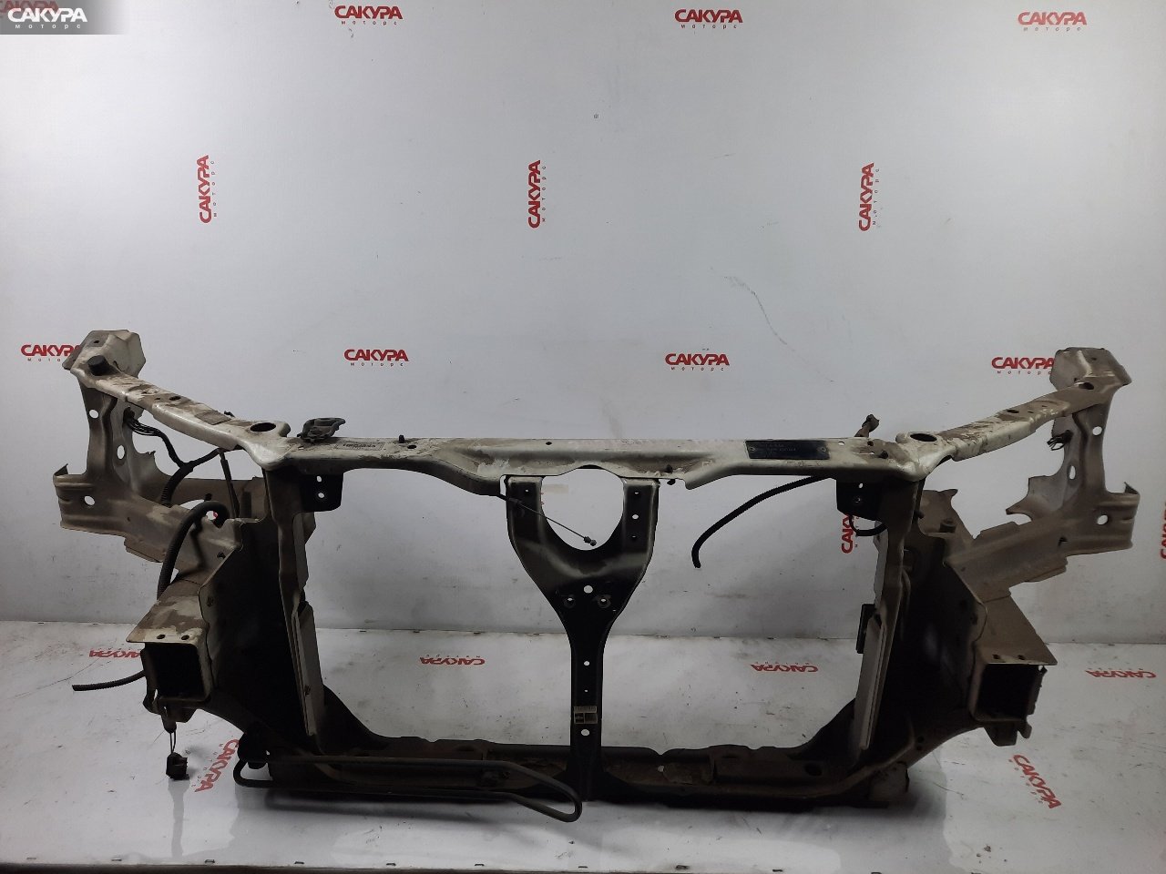 Рамка радиатора Honda Odyssey RA8 J30A: купить в Сакура Красноярск.