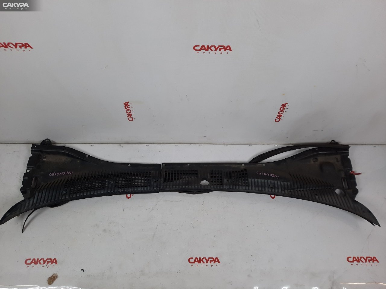 Решетка под лобовое стекло Toyota Corona ST190: купить в Сакура Красноярск.