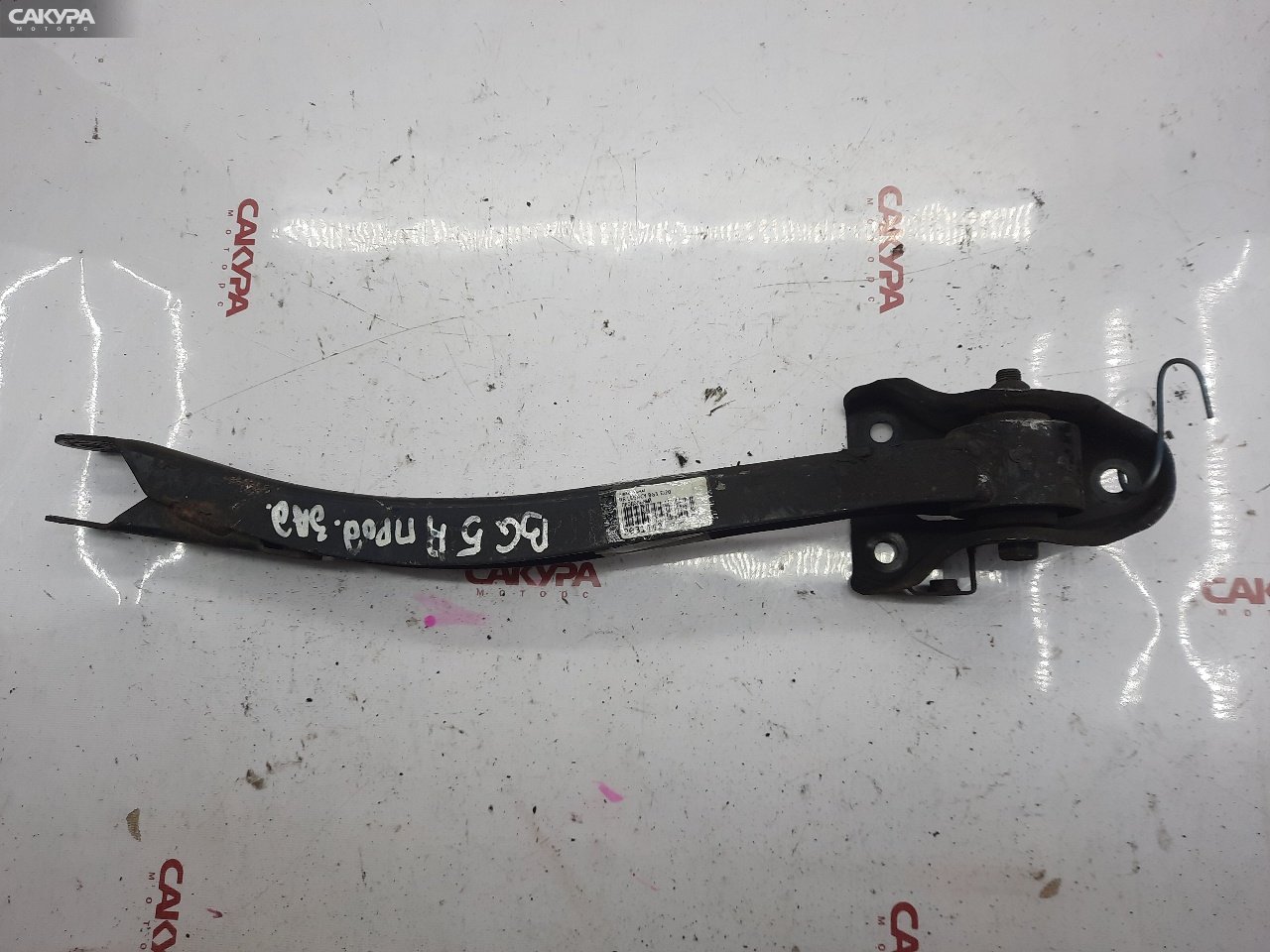 Рычаг подвески задний правый Subaru Legacy BG5 EJ20E: купить в Сакура Красноярск.