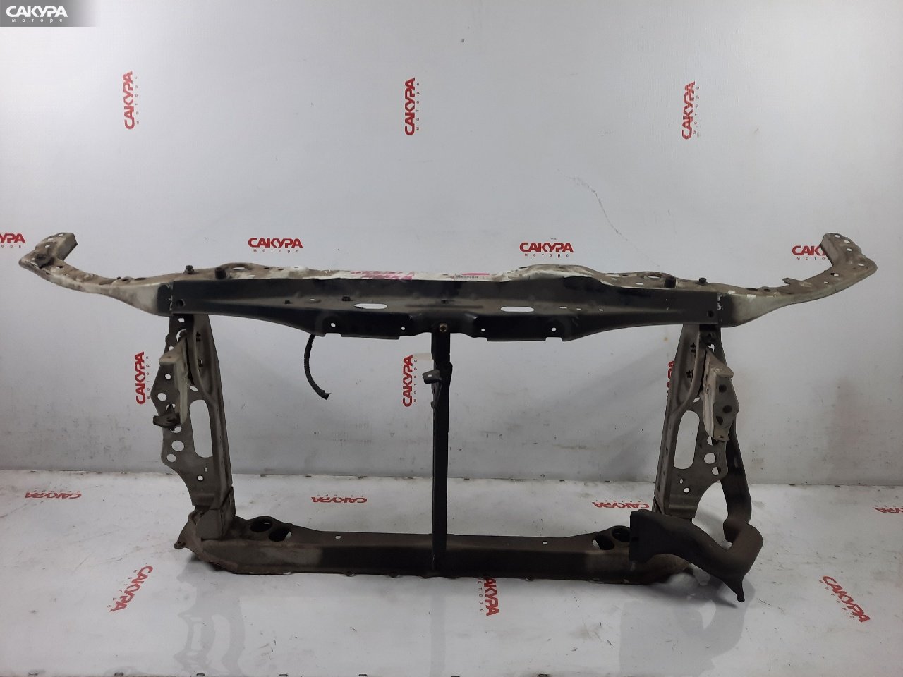 Рамка радиатора Toyota Mark X GRX121 3GR-FSE: купить в Сакура Красноярск.
