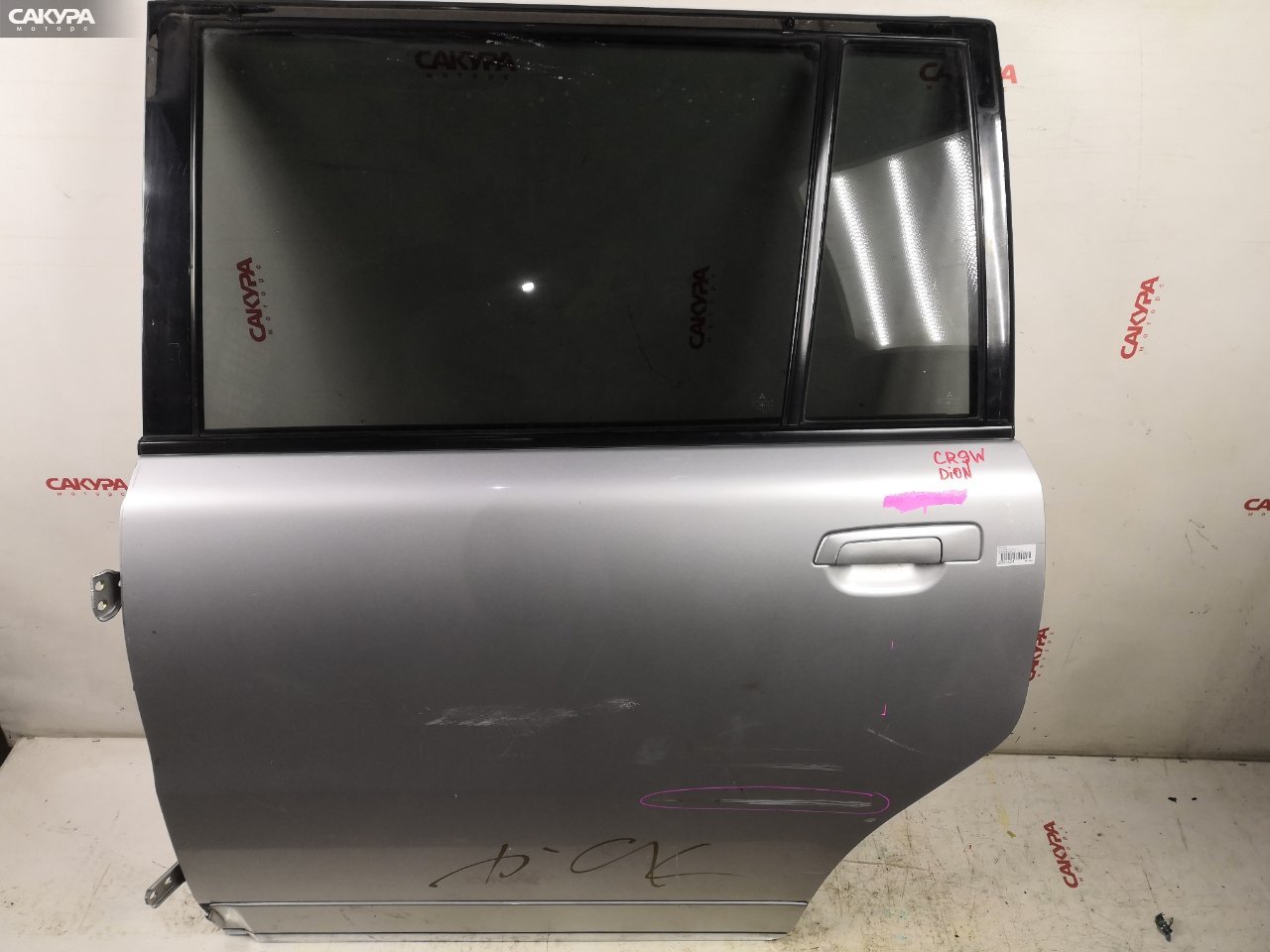 Дверь боковая задняя левая Mitsubishi Dion CR9W 4G63: купить в Сакура Красноярск.