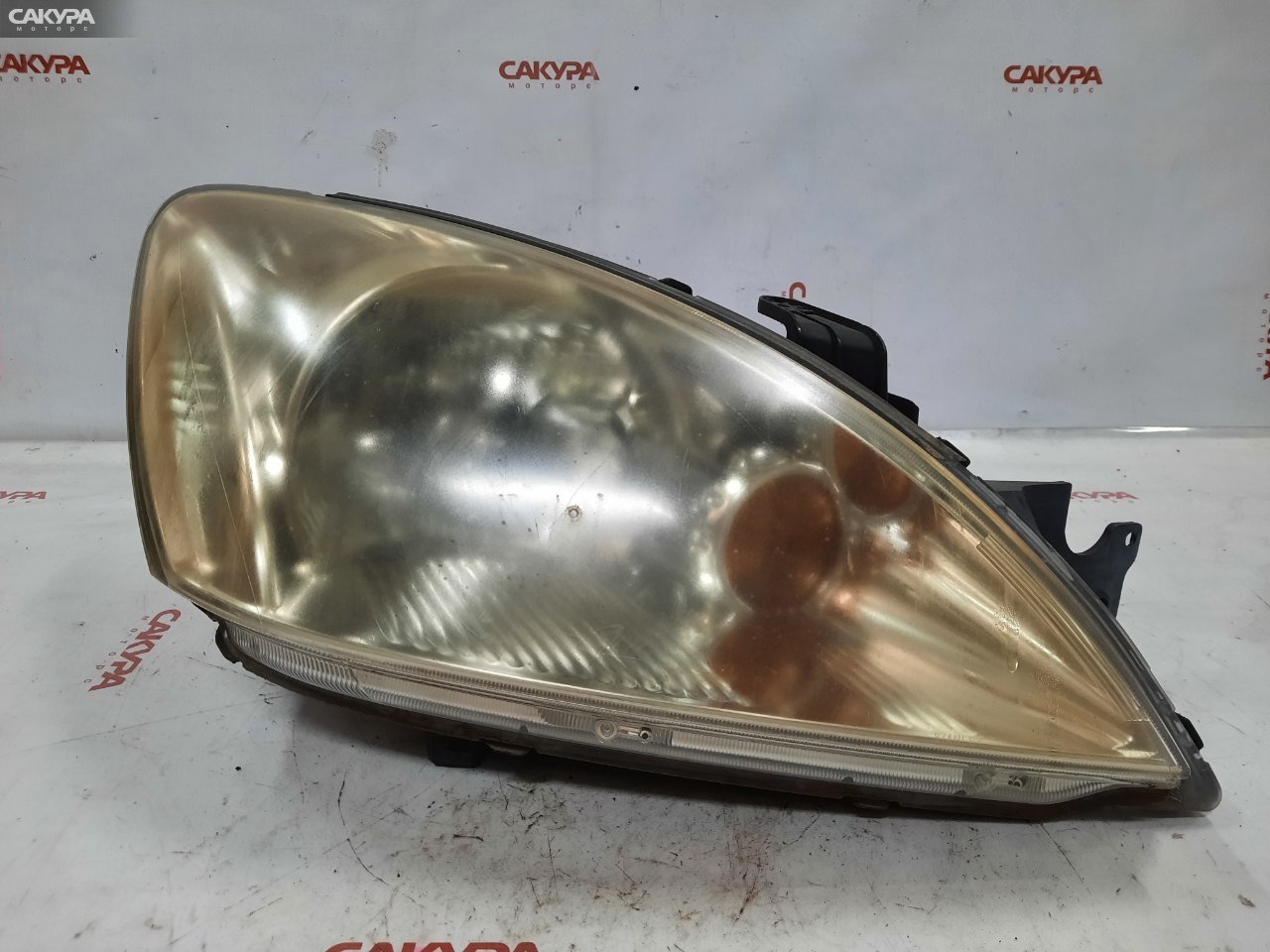 Фара правая Mitsubishi Lancer CS5A 4G93 P3521: купить в Сакура Красноярск.