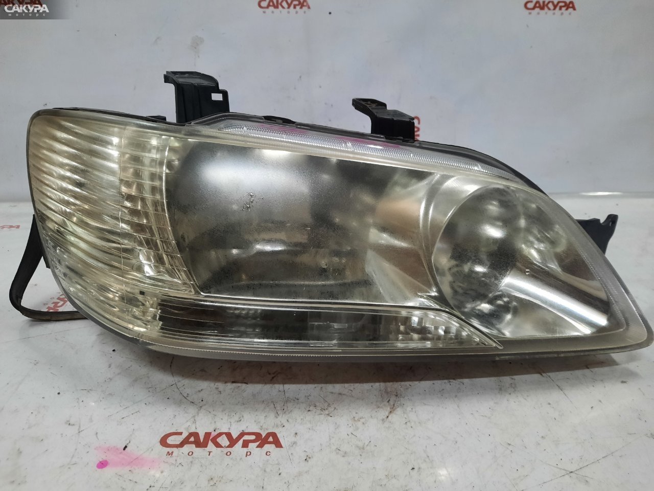Фара правая Mitsubishi Lancer Cedia CS5A 4G93 P1116: купить в Сакура Красноярск.