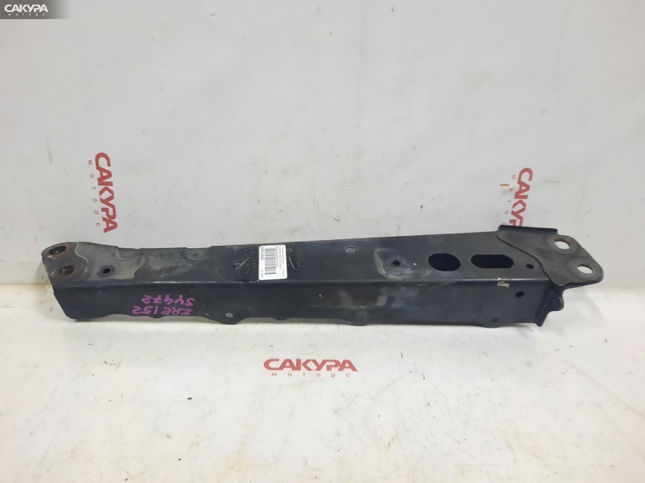Балка продольная передняя левая Toyota Auris ZRE152 2ZR-FE: купить в Сакура Красноярск.