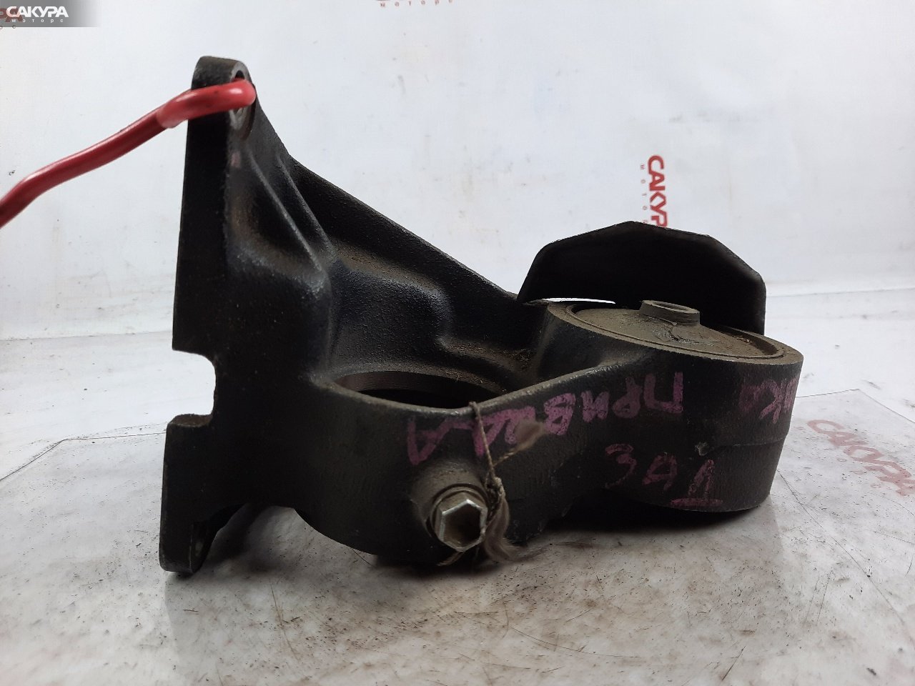 Подушка двигателя задняя правая Toyota VCV11 4VZ-FE: купить в Сакура Красноярск.