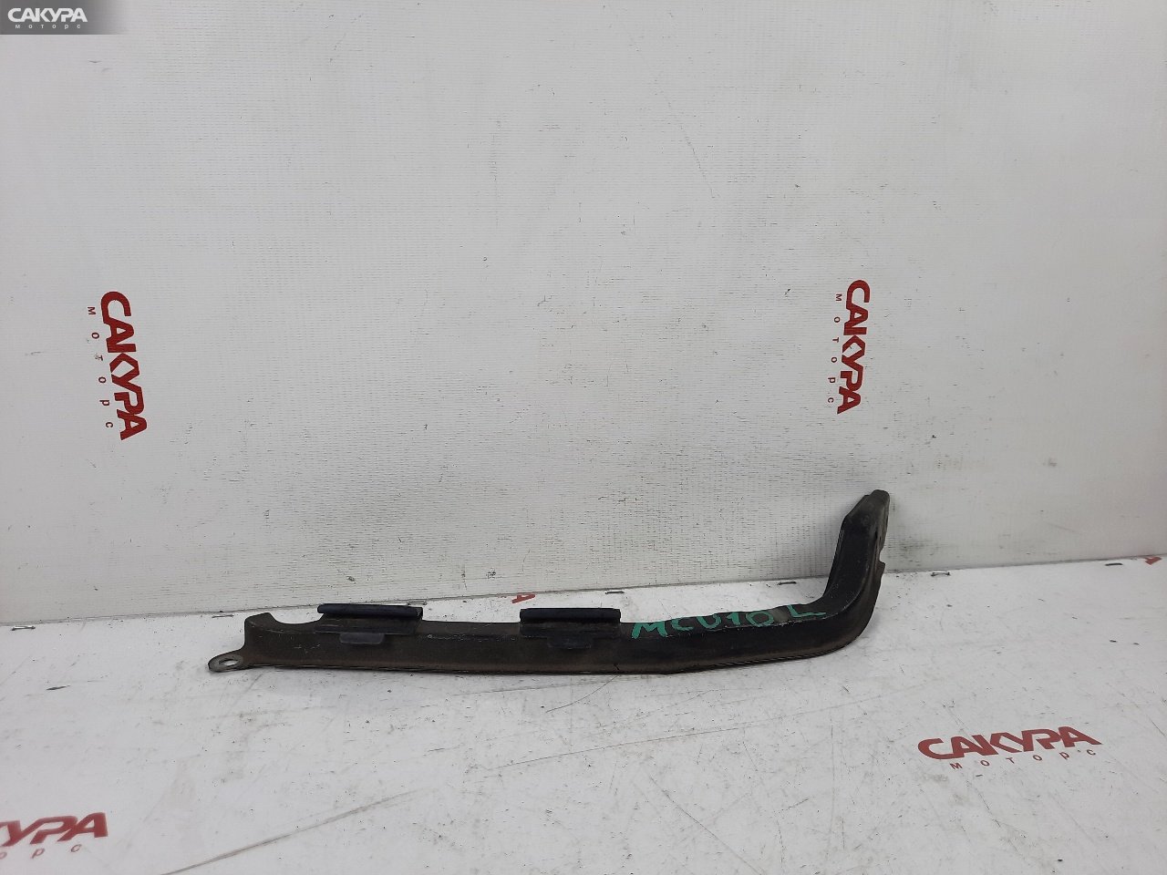 Планка под фару передняя левая Toyota Harrier MCU10W 1MZ-FE: купить в Сакура Красноярск.