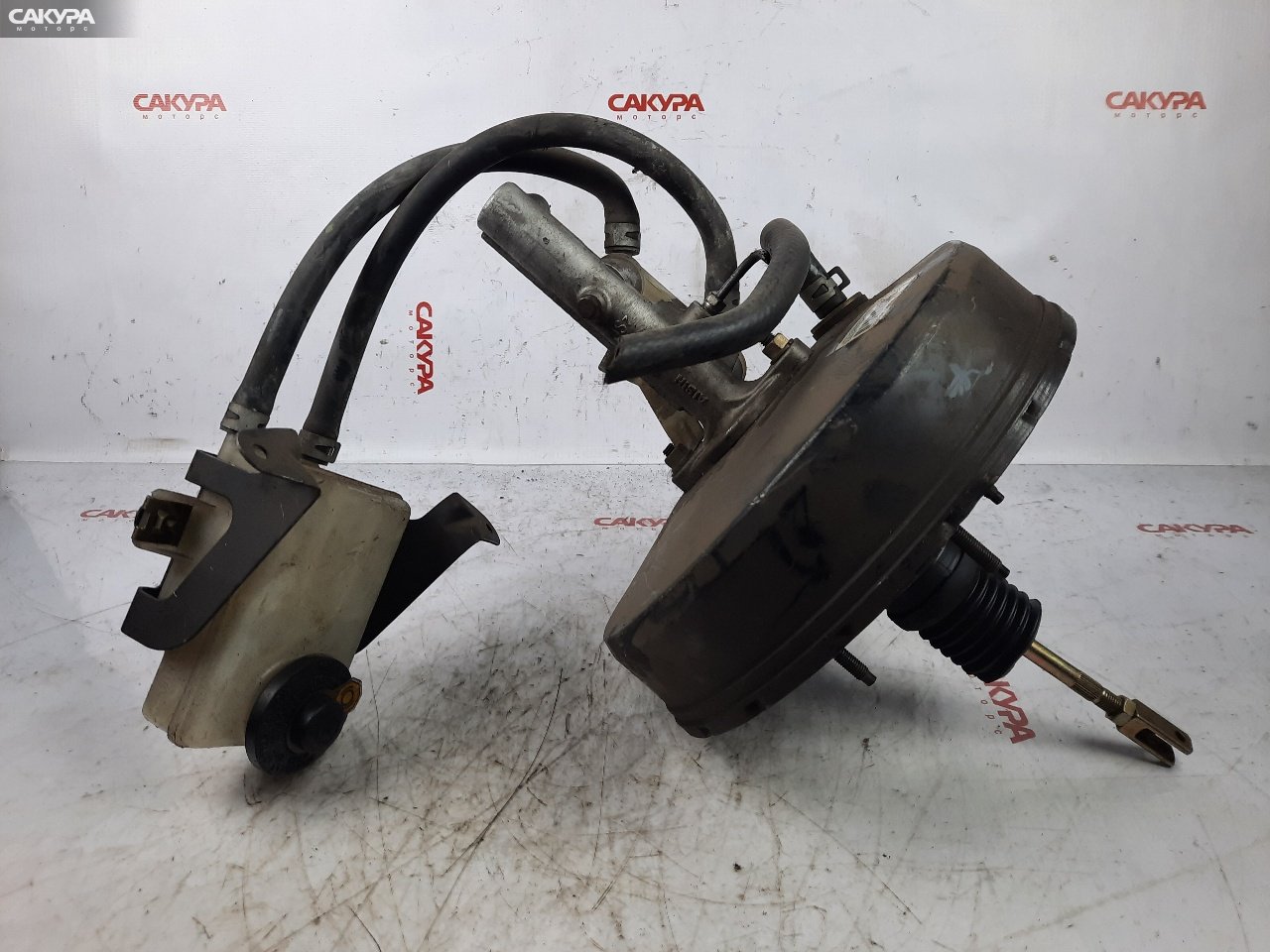 Главный тормозной цилиндр Toyota Estima ACR30W 2AZ-FE: купить в Сакура Красноярск.