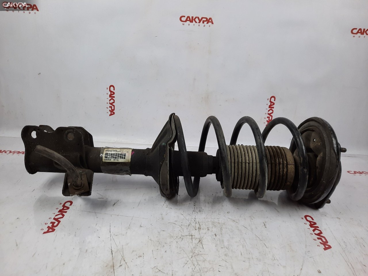 Стойка подвески передняя правая Nissan Pulsar FN14 GA15DS: купить в Сакура Красноярск.