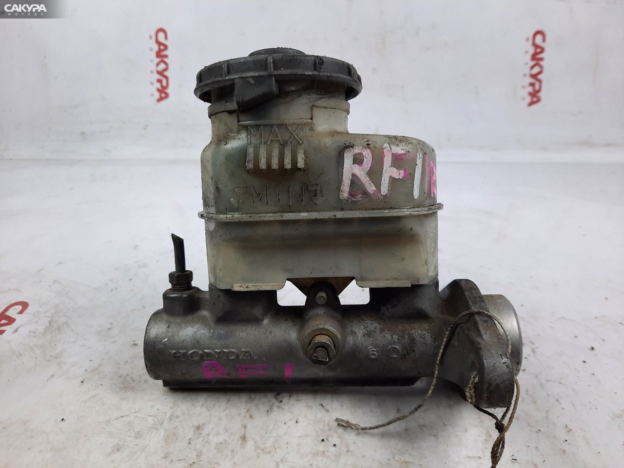Главный тормозной цилиндр Honda Stepwgn RF1 B20B: купить в Сакура Красноярск.