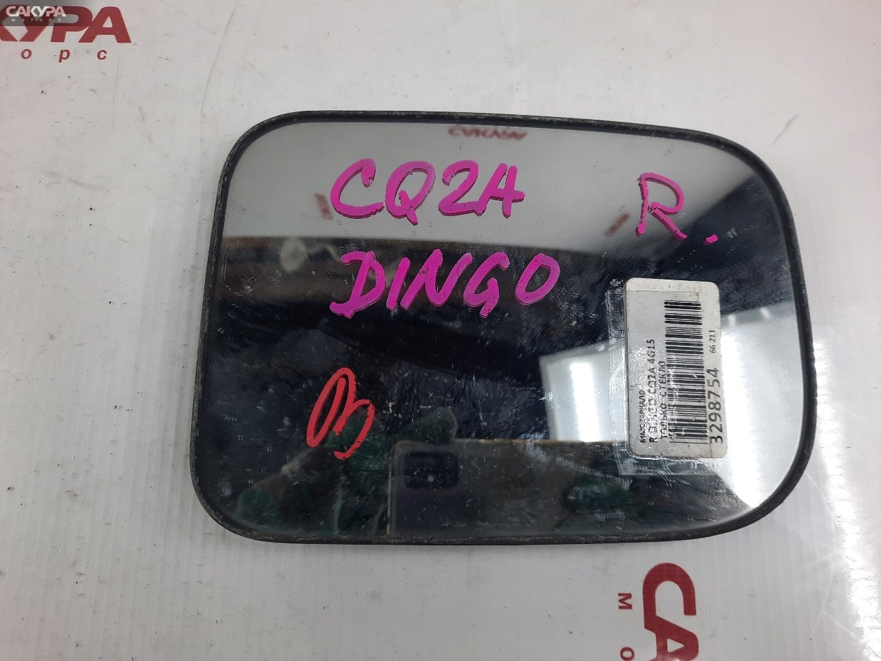 Стекло зеркала правое Mitsubishi Dingo CQ2A 4G15: купить в Сакура Красноярск.