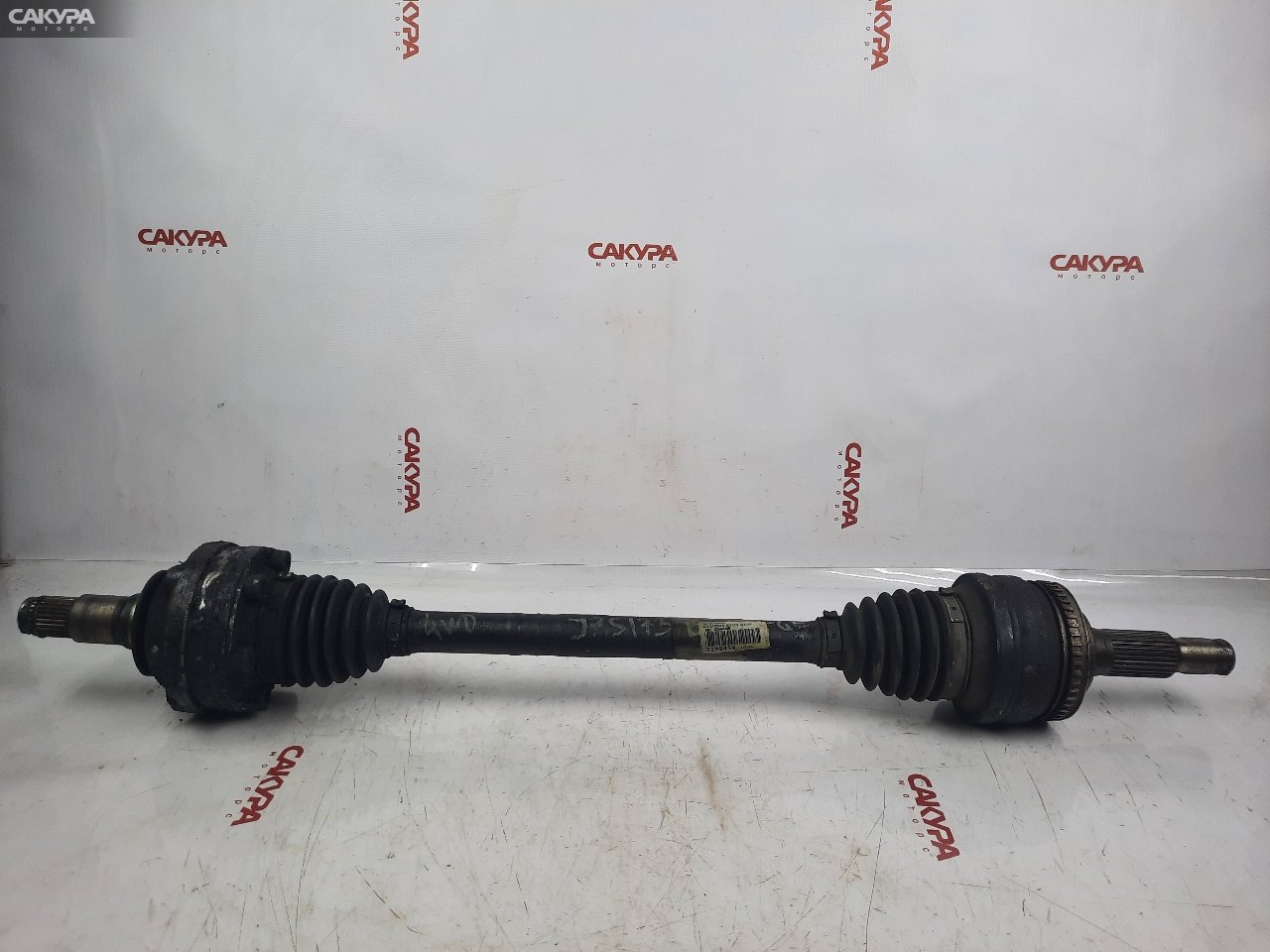Привод задний правый Toyota Crown JZS173 1JZ-GE: купить в Сакура Красноярск.