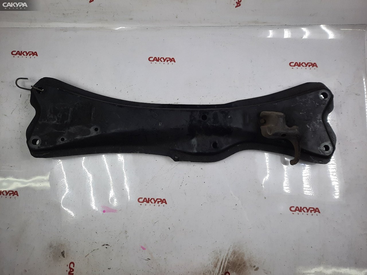 Балка поперечная передняя Toyota Camry SV32 3S-FE: купить в Сакура Красноярск.