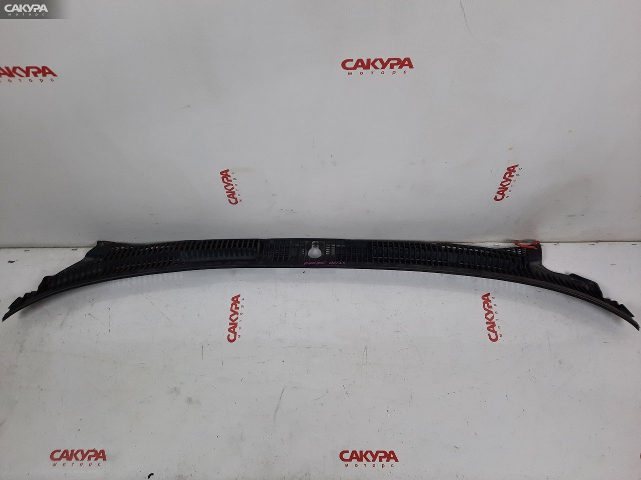 Решетка под лобовое стекло Toyota Corona ST170: купить в Сакура Красноярск.